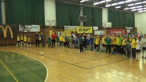 Sportowe zmagania najmłodszych zawodników. Mikołajkowy Turniej Piłkarski w Malborku - 05.12.2015