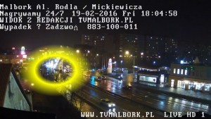 Kolizja drogowa na skrzyżowaniu al.Rodła i ul.Mickiewicza w Malborku - 18.02.2016