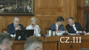 Plan dla Kałdowa i zgoda na kredyt. Burzliwa dyskusja podczas L sesji Rady Miasta Malborka. 