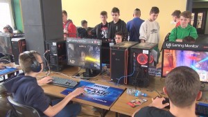 Niezwykła technologia w Sztumie- Mistrzostwa Polski Szkół w E- sporcie