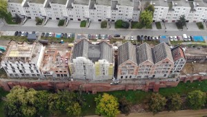 Budowa kamienic na Starym Mieście w Malborku - październik 2020 [foto, wideo]