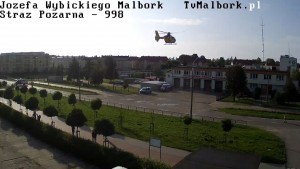 Malbork. Kobieta wypadła z 2 piętra. Do szpitala zabrał ją LPR.