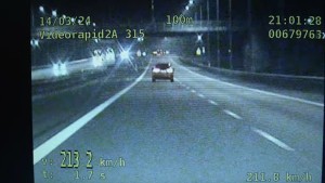 S7. Znacznie przekroczyli dopuszczalną prędkość - niechlubny rekordzista jechał 213 km/h.