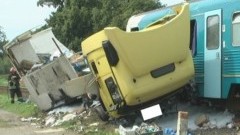 Brachlewo: Pociąg spółki Arriva zderzył się z samochodem ciężarowym. Cztery osóby ranne - 10.07.2012