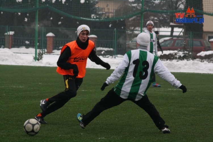 Pierwszy sparing juniorów starszych Pomezanii- fotorelacja Ady Przytulskiej-27.01.2013