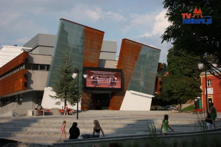 Kwidzyn: Kino-Teatr
