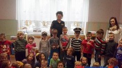 STRAŻNICY MIEJSCY Z WIZYTĄ W "PROMYKU" - 22.01.2014