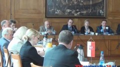 NIECH PENDOLINO ZATRZYMUJE SIĘ W MALBORKU, SUGERUJE RADNY GRYLAK NA XLII SESJI RADY MIASTA MALBORKA - 08.04.2014