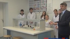 LABORATORIUM CHEMICZNE OFICJALNIE OTWARTE. UCZNIOWIE Z GIMNAZJUM NR 1 W MALBORKU POKAZALI SWOJE UMIEJĘTNOŚCI – 15.04.2014