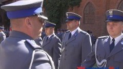 100 FUNKCJONARIUSZY OTRZYMAŁO AWANSE I ODZNACZENIA PODCZAS ŚWIĘTA POLICJI W MALBORKU – 23.07.2014