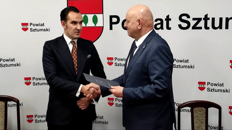 To historyczny moment ? podpisanie nowej umowy dzierżawy szpitala w Sztumie.