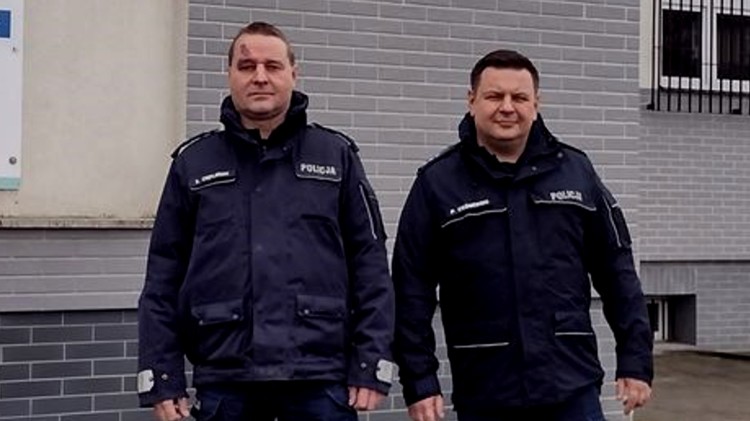 Malbork. Chciała odebrać sobie życie – kobietę uratowali policjanci.…