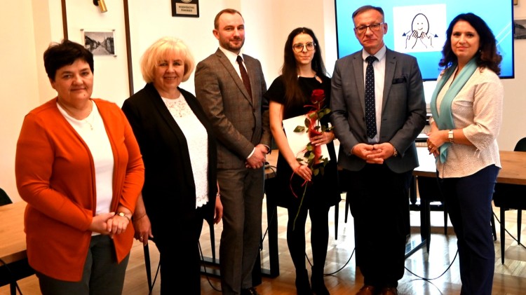 Nowy Dwór Gdański. Monika Cichowska uzyskała stopień nauczyciela mianowanego.