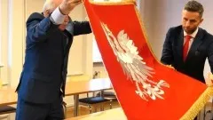 Malbork. Oficjalne przekazanie sztandaru – nowego symbolu miasta.