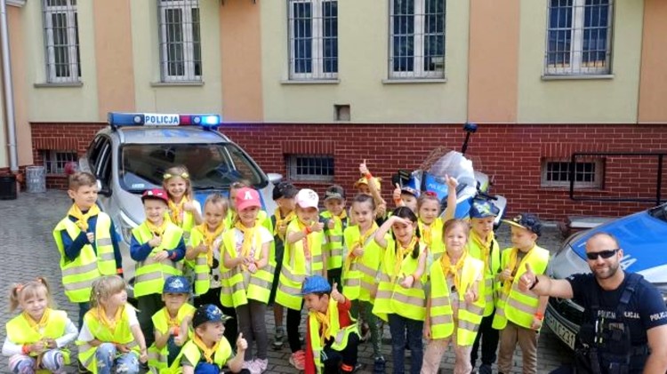 Sztum. Przedszkolaki odwiedziły policjantów.