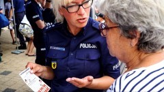 Nowy Dwór Gdański. Seniorze, nie daj się oszukać - policjanci ostrzegają przed oszustami.