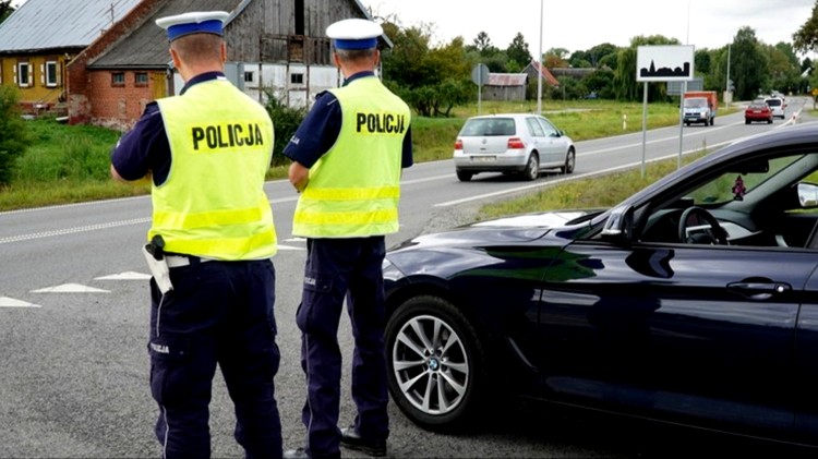 Nowy Dwór Gdański. 37 mandatów za przekroczenie prędkości – podsumowanie policyjnych działań.