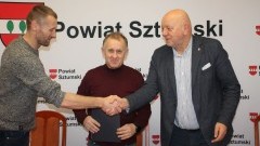 Sztum. Powiatowy Szkolny Związek Sportowy zorganizuje 58. wydarzeń – podpisano stosowną umowę.