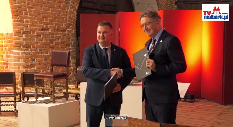 Po 80. latach wróciły do domu – uroczyste przekazanie zabytkowych…
