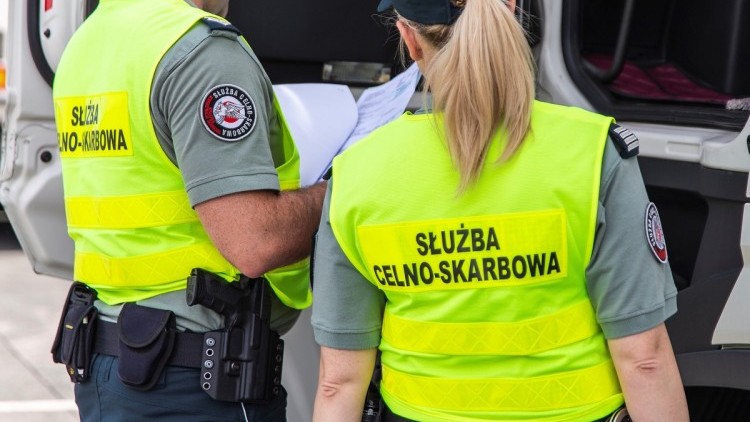 Fiskus z trzycyfrowym wzrostem rdr. kontroli celno-skarbowych. Blisko 93 proc. z nich kończy się pozytywnie