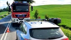 Powiat sztumski. Stracił panowanie nad autem i wjechał do rowu – kierowca trafił do szpitala.