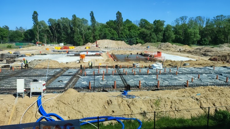 Rewitalizacja kąpieliska miejskiego w Elblągu - postęp prac maj 2024. Wideo