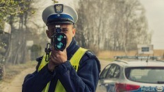 Powiat nowodworski. Znacznie przekroczyli prędkość w terenie zabudowanym – stracili prawo jazdy.