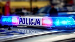 Powiat sztumski. Miał przy sobie narkotyki – wpadł, bo pił alkohol w niedozwolonym miejscu.