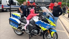 Powiat sztumski. Policjanci na rodzinnych festynach z okazji rozpoczęcia wakacji.
