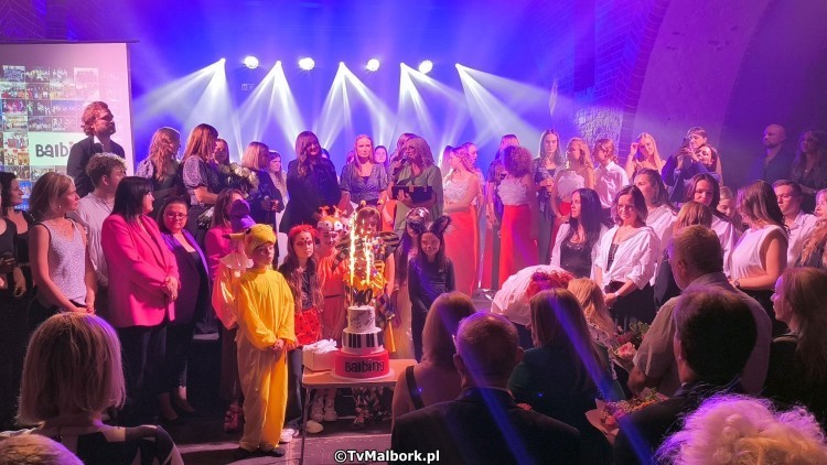 Muzyczny świat Wróżki Śpiewuszki Marii Seibert i Balbin – za nami koncert jubileuszowy. Zobacz pełne nagranie wideo i zdjęcia