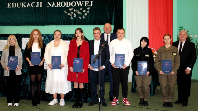 Powiat sztumski. Stypendia Starosty – sprawdź, kto otrzymał.