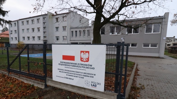 Gmina Nowy Staw. W Dębinie SHR przebudowano świetlicę wiejską.