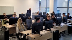 Uczniowie Technikum nr 3 na warsztatach w Akademii Nauk Stosowanych w Elblągu.