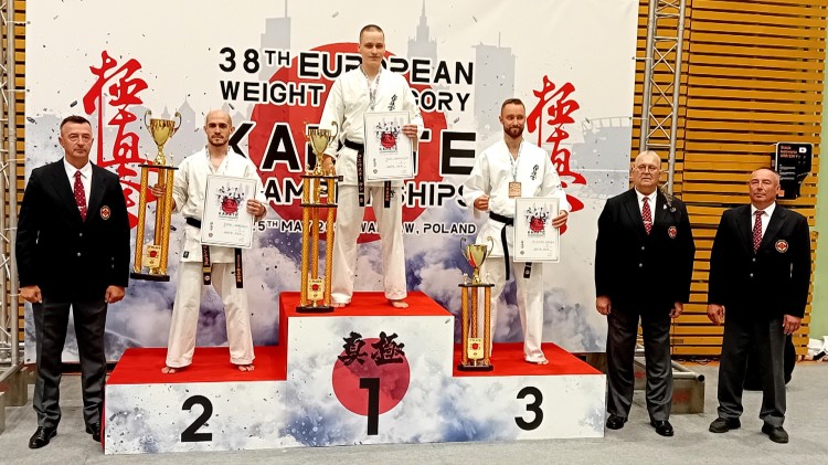 Sukcesy malborskich karateków na Mistrzostwach Europy Kyokushin Karate…