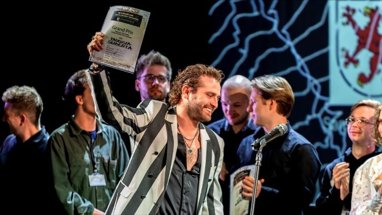 Tadeusz Seibert z Grand Prix In Memoriam Festiwal Grzegorza Ciechowskiego w Tczewie.