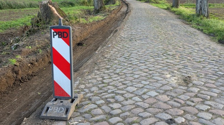 Rozpoczęła się przebudowa drogi Królewo – Parwark w gminie Stare…