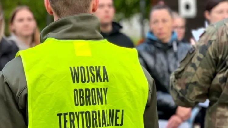 Żołnierze 71. Malborskiego Batalionu Lekkiej Piechoty w marszu kondycyjnym…