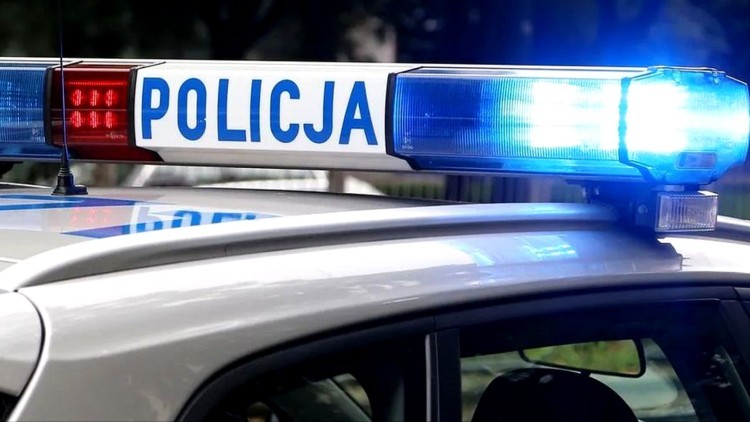 Kierował samochodem bez uprawnień – teraz odpowie przed sądem.