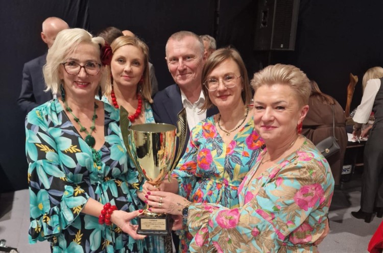 KGW Marynowy triumfuje w jubileuszowym XX Turnieju Kół Gospodyń Wiejskich Województwa Pomorskiego.