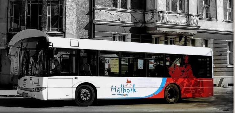 Dodatkowy autobus na trasie do Muzeum Zamkowego podczas Świątecznego…