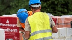 Inspektorzy PIP rzadziej sprawdzają pracodawców. Wystawiają też mniej decyzji płacowych