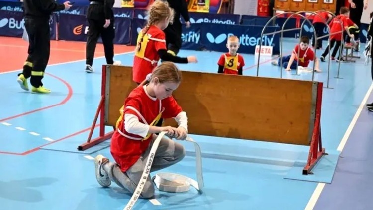 Najmłodsi strażacy staną do rywalizacji. Przed nami III Halowe Dziecięce Zawody Sportowo-Pożarnicze w Sztutowie.