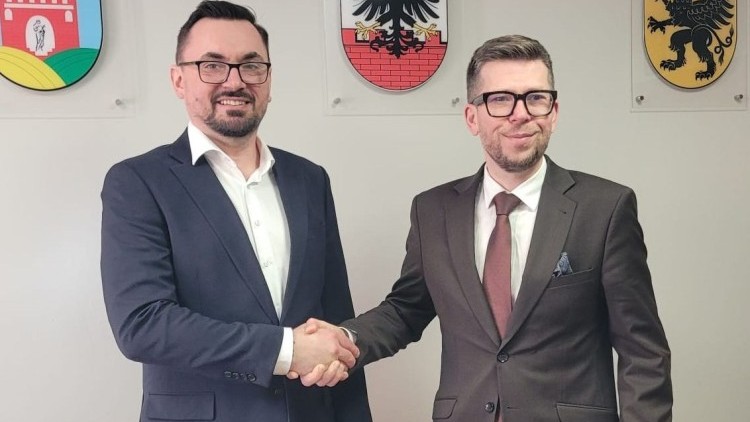 Prezes Metropolii Gdańsk-Gdynia-Sopot odwiedził Gminę Miłoradz – rozmowy o wsparciu społecznym i infrastrukturze.
