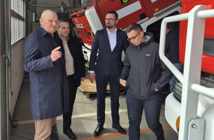Gmina Miłoradz planuje rozbudowę remiz OSP w Miłoradzu i Kończewicach.…