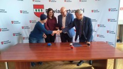 Powiat sztumski wspiera kulturę i integrację. Podpisano umowy na realizację zadań publicznych.
