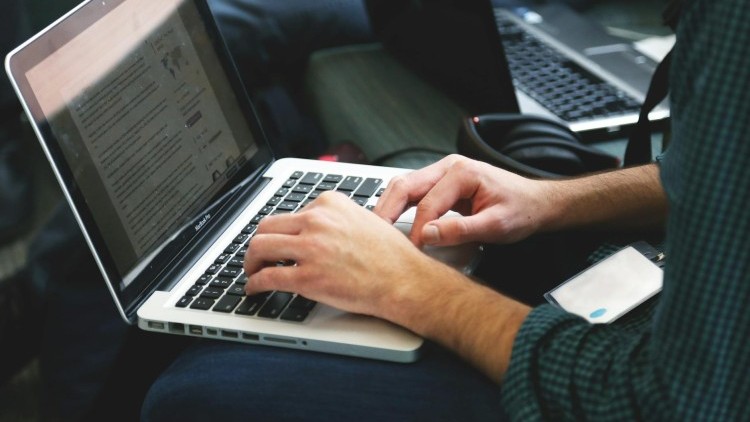 Świadectwo energetyczne online – czy to legalne?