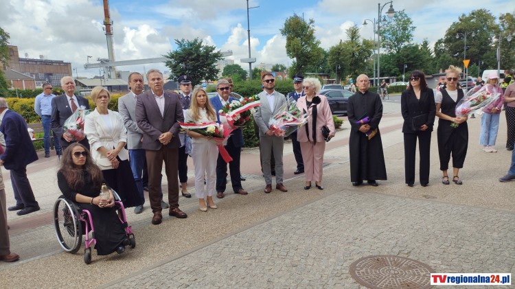 Malbork uczcił pamięć ofiar Rzezi Wołyńskiej i uczestników Plebiscytu…