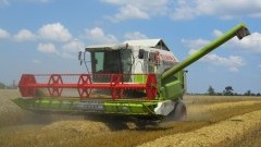 Lato – dla jednych czas wypoczynku, dla drugich czas intensywnej pracy. Bezpieczeństwo podczas prac polowych