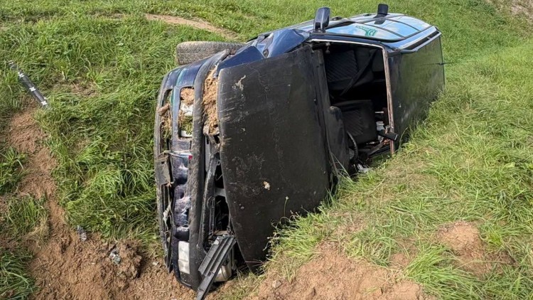Dąbrówka Malborska. Volkswagen dachował na DW515