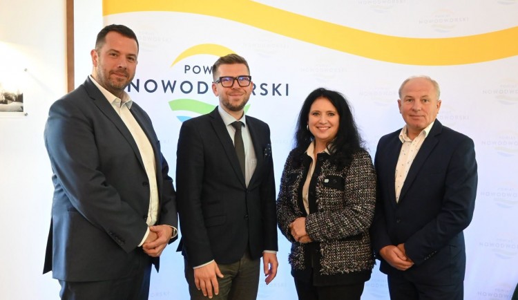 Rada Powiatu w Nowym Dworze Gdańskim „za” związkiem metropolitalnym.